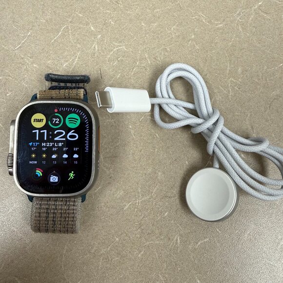 Apple Watch Ultra 2 (GPS + Cellular) 49MM - Nike Band + Charger included